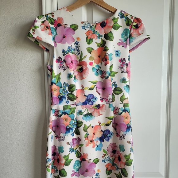 Betsy Johnson Floral Scuba Woman One Piece Dress - Picture 1 of 7